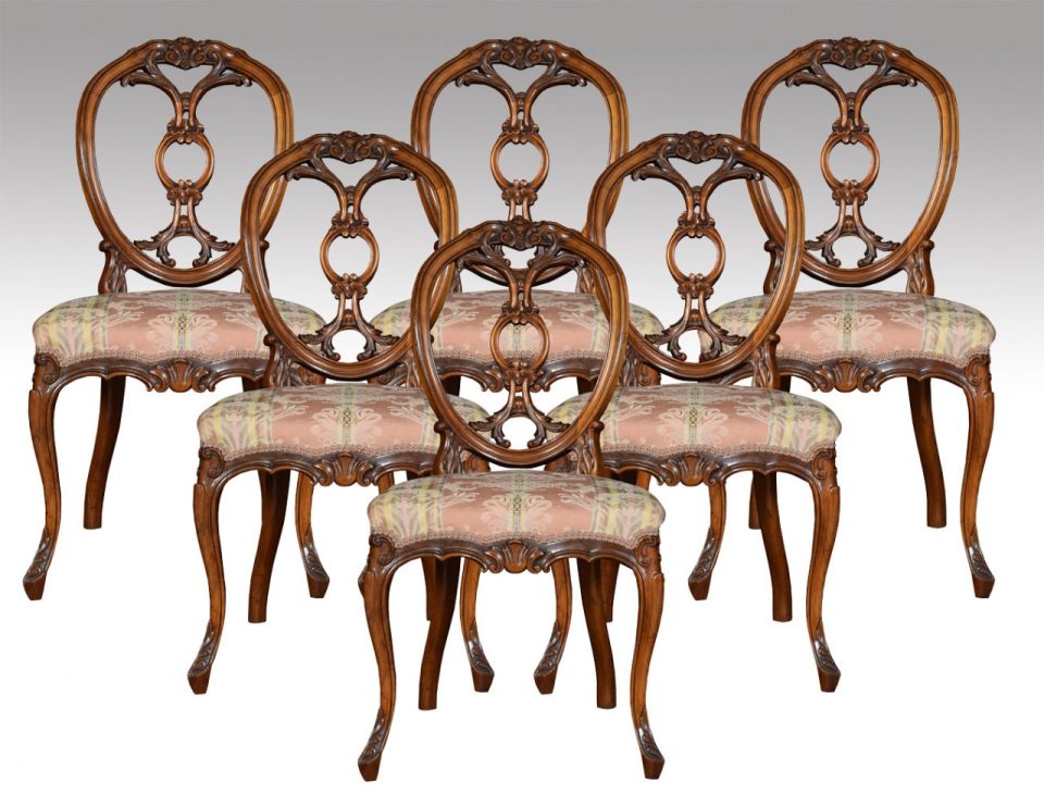 Set of six Victorian walnut dining room chairs
