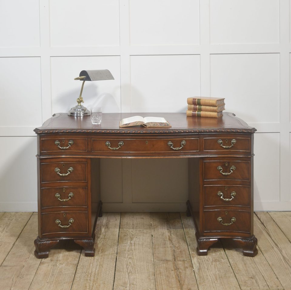 Fine Mahogany Twin-Pedestal Desk