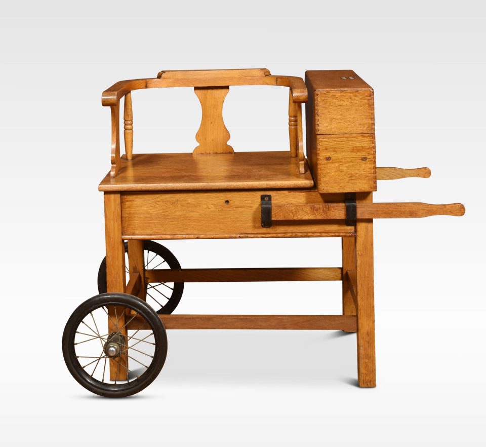 Set of oak doctors scales