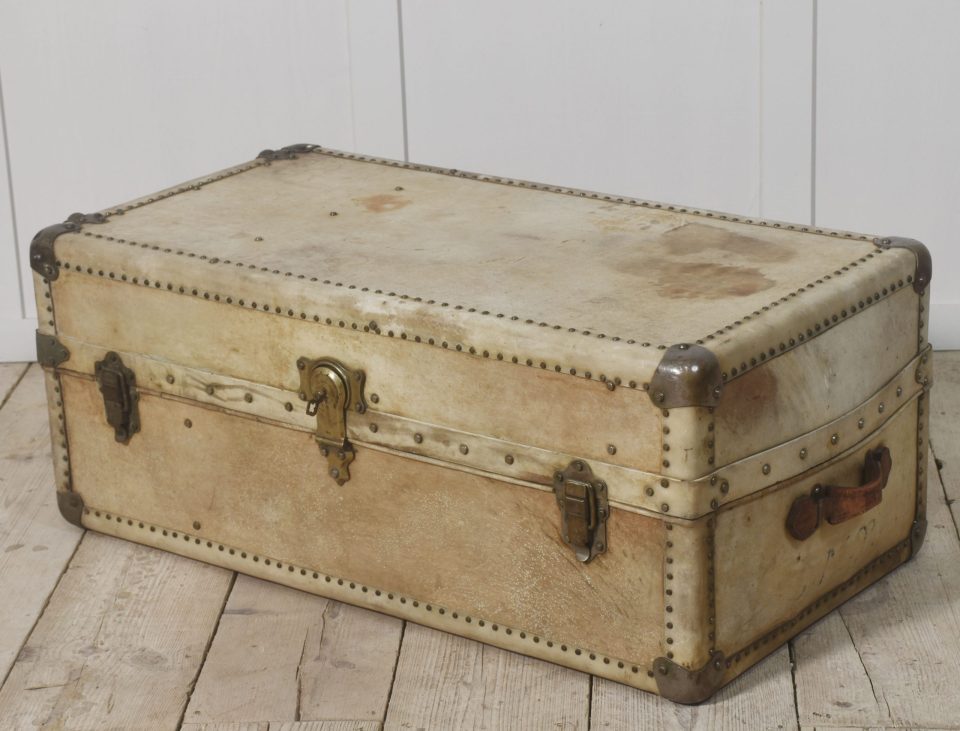 Pretot Paris leather traveling trunk