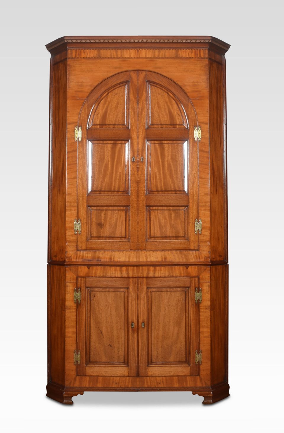 Substantial Country House mahogany corner cupboard