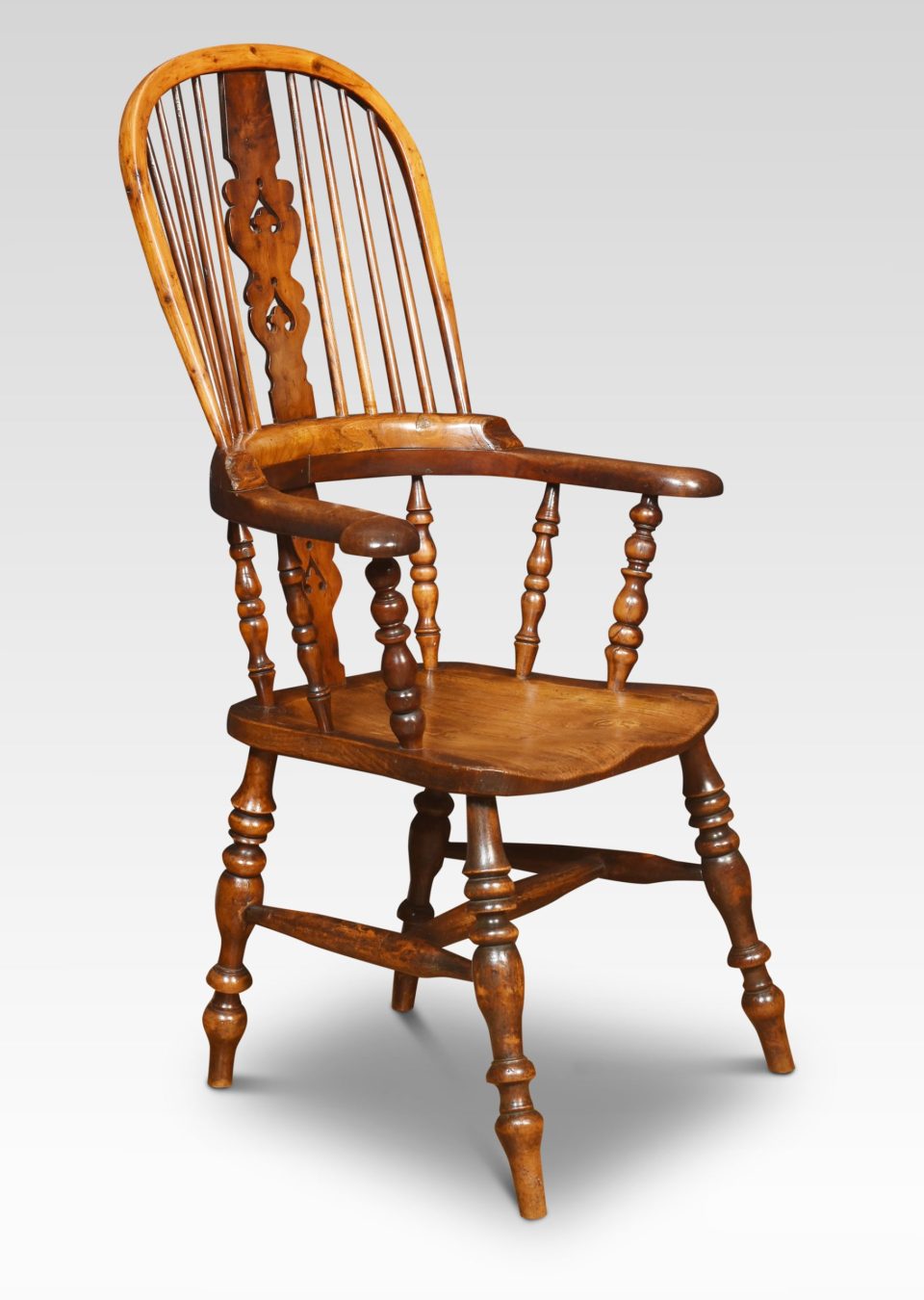 Yew wood Windsor armchair