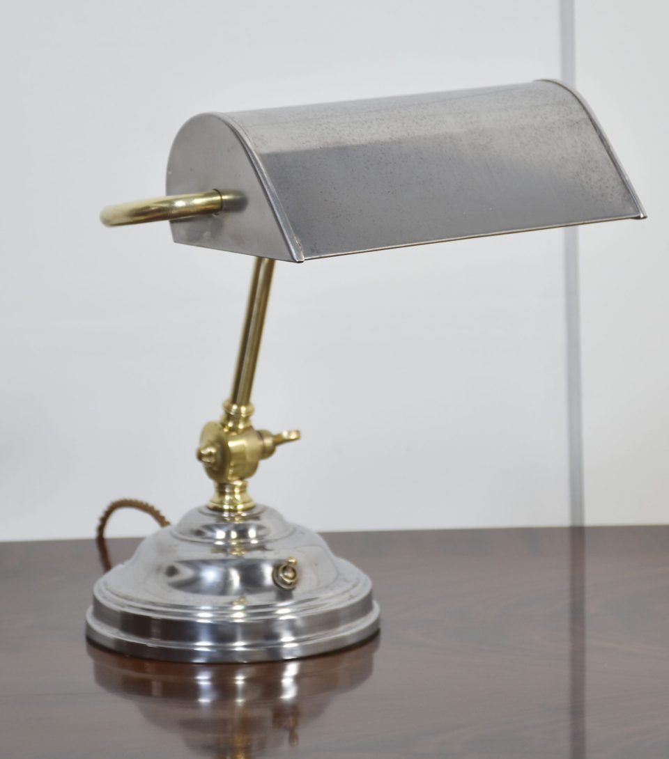 Adjustable Bankers desk lamp