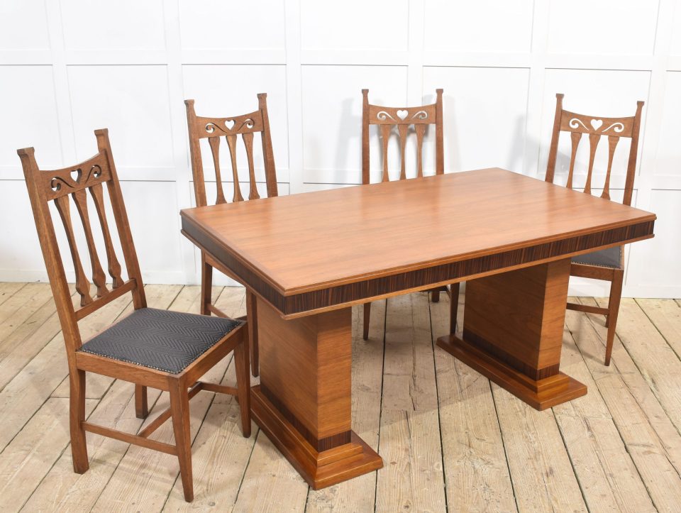 Art Deco Dining table